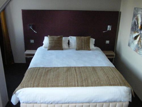 Cit'Hotel Saint-Pierre Viré エクステリア 写真